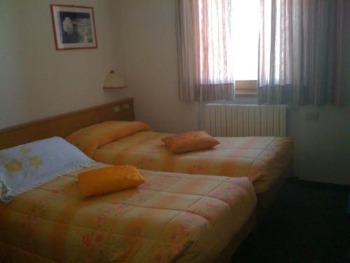Hotel Genziana Gebirgspass Stilfser Joch Exterior foto